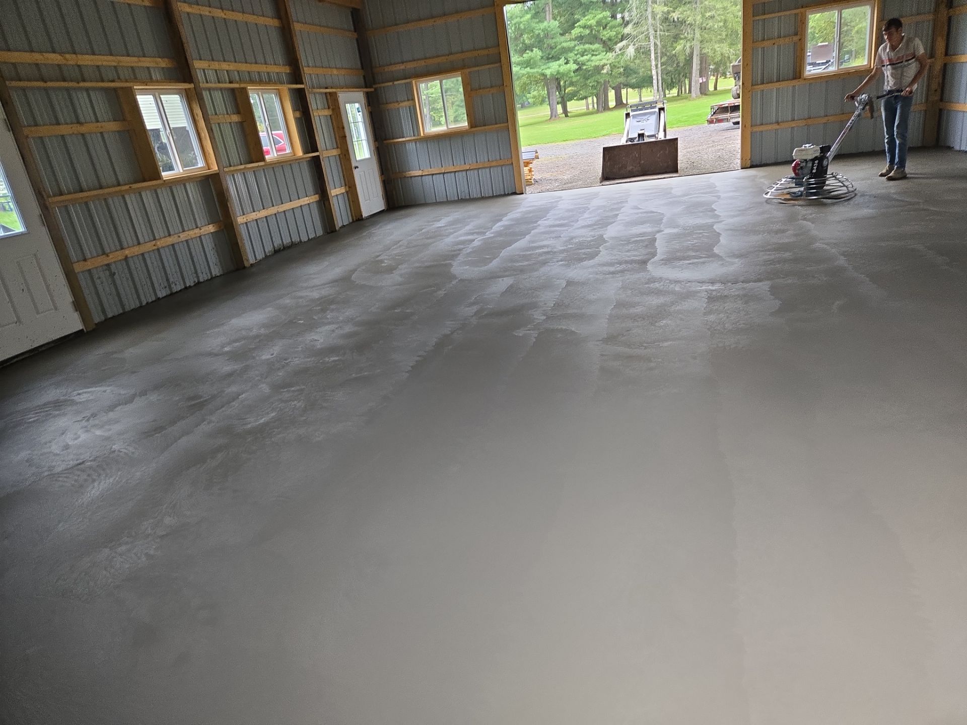 Polebarn  by Horst Custom Homes 