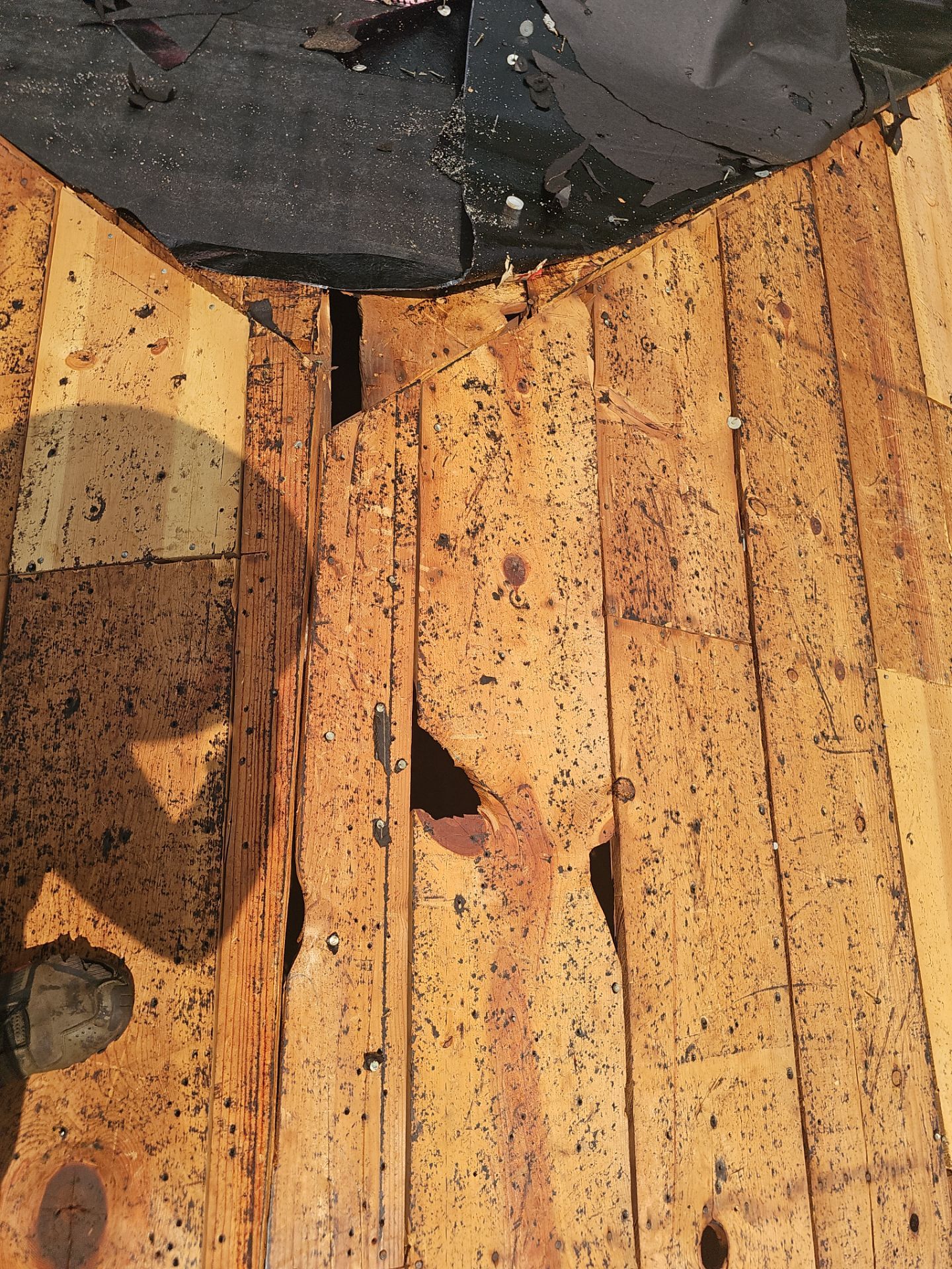 Project in Gulfport 33707 by Mitchell Roofing Company LLC 