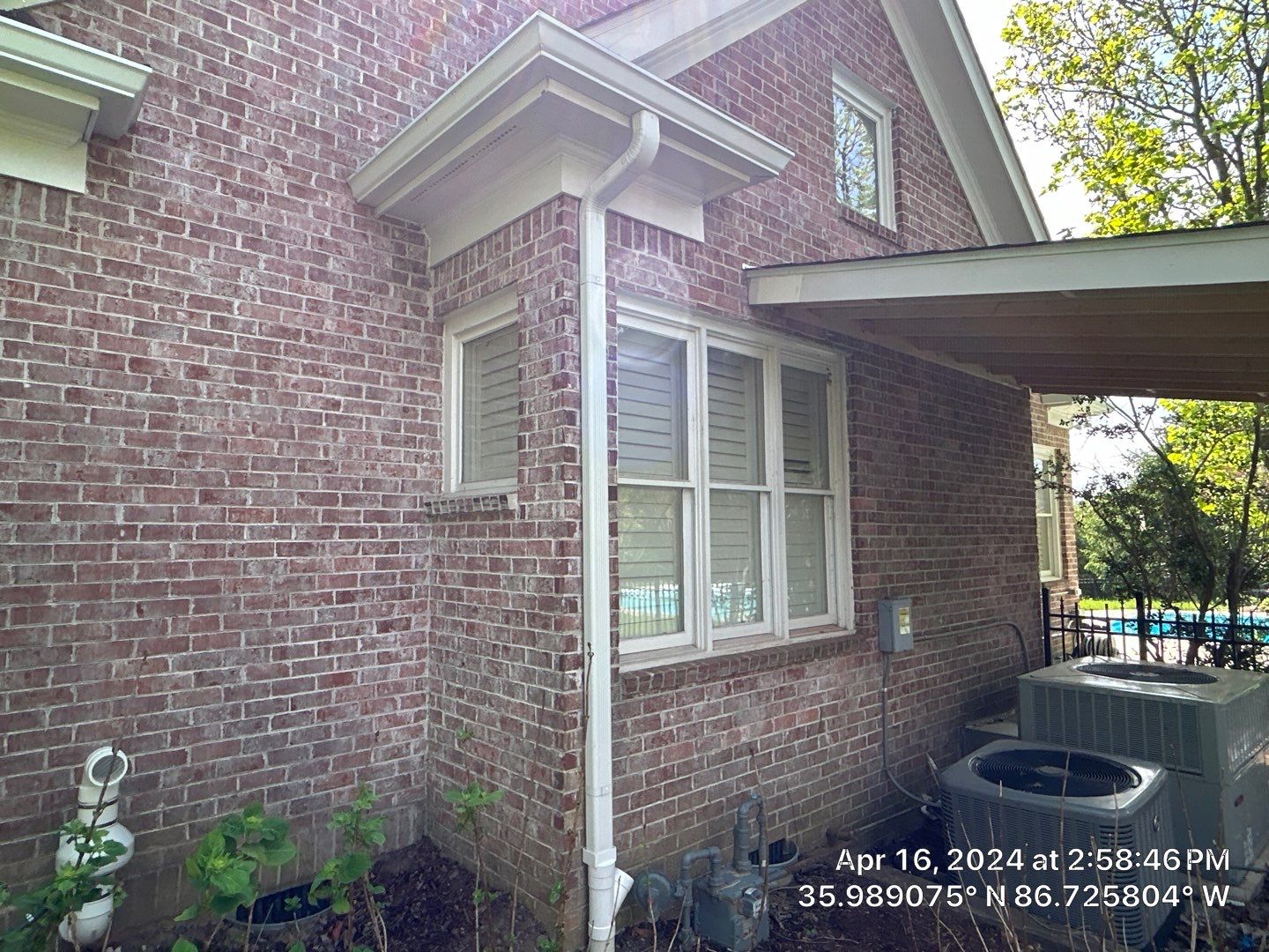 Brentwood - Sunset Rd. Exterior  by Nashville House Painters 