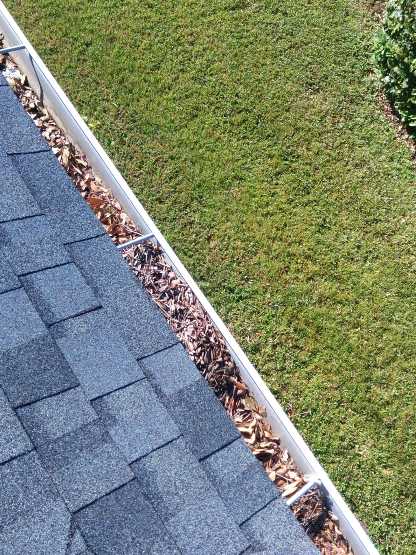 Gutter Guard Systems Installed in Bradenton FL by Gutter Professors