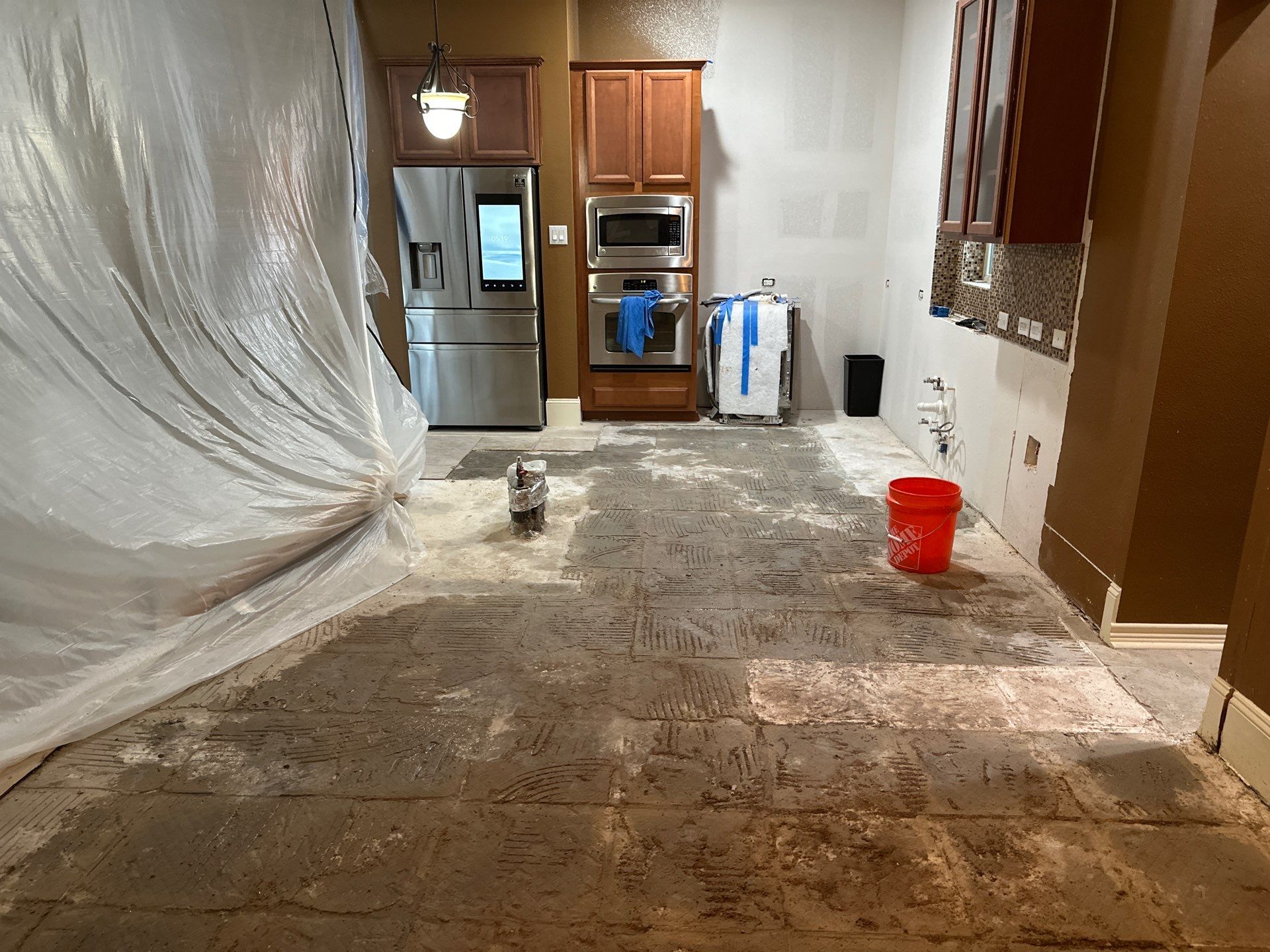 Kitchen Remodels That Inspire by L&T General Contractors and Restoration INC