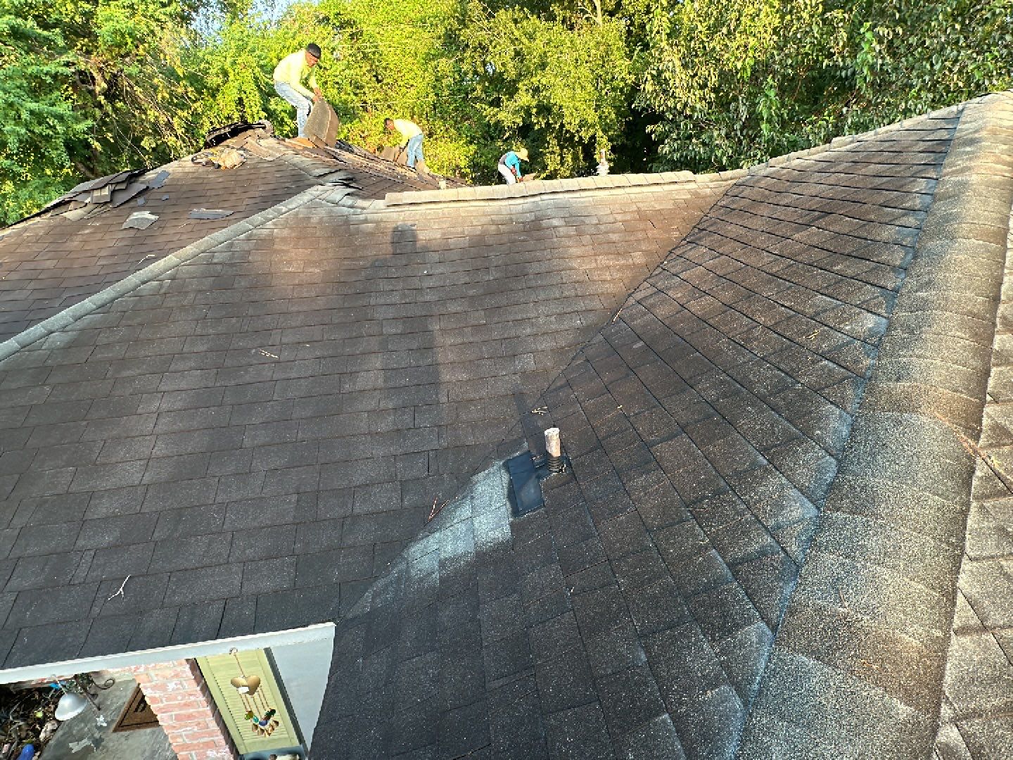Residential Roofing Installation using Owen's Corning Duration (Lifetime) Shingles by Roof Repair Company