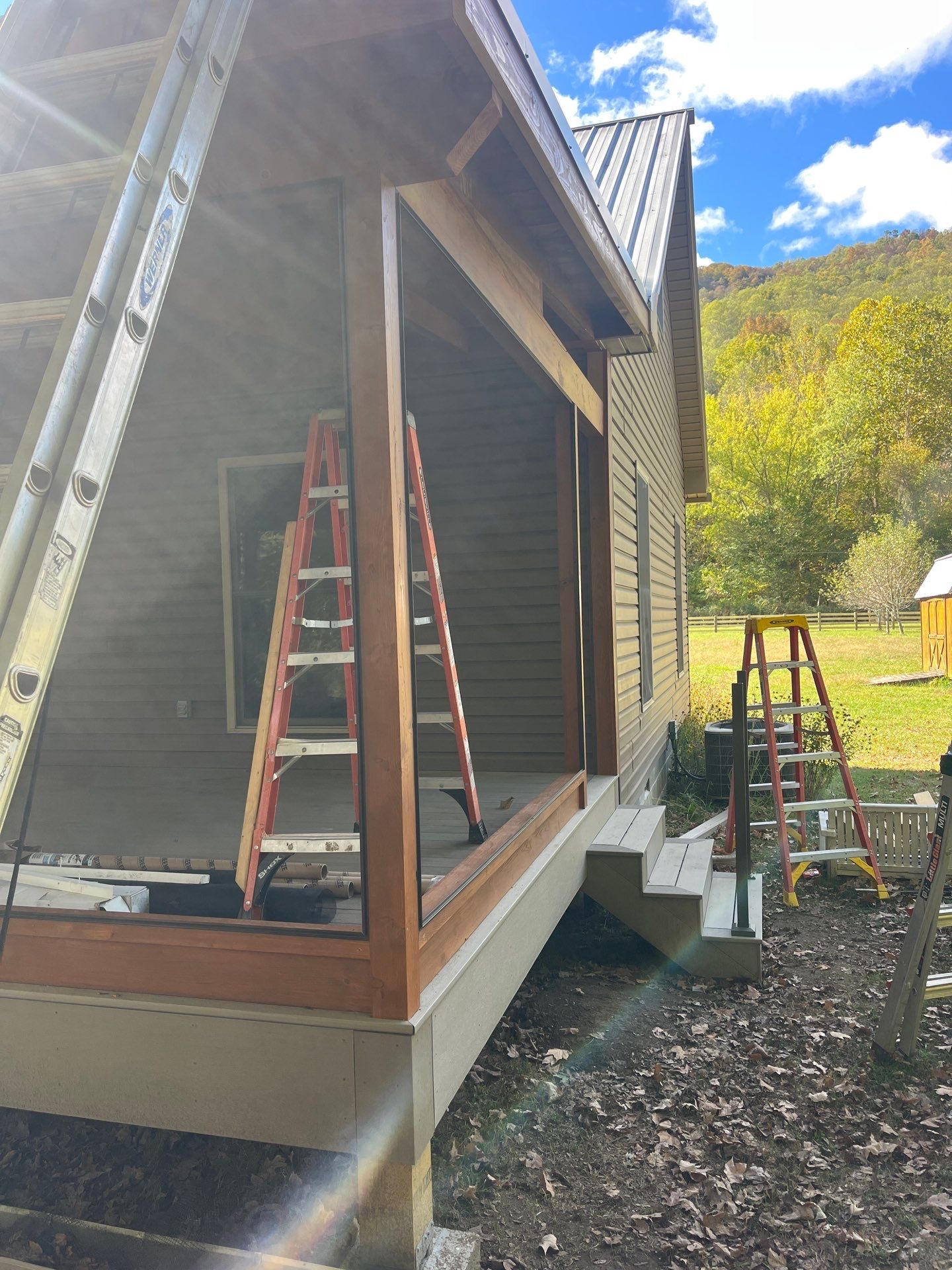 Custom Composite Deck and Screened Porch Addition in Hinton by Walnut Hollow Decks & Outdoor Living