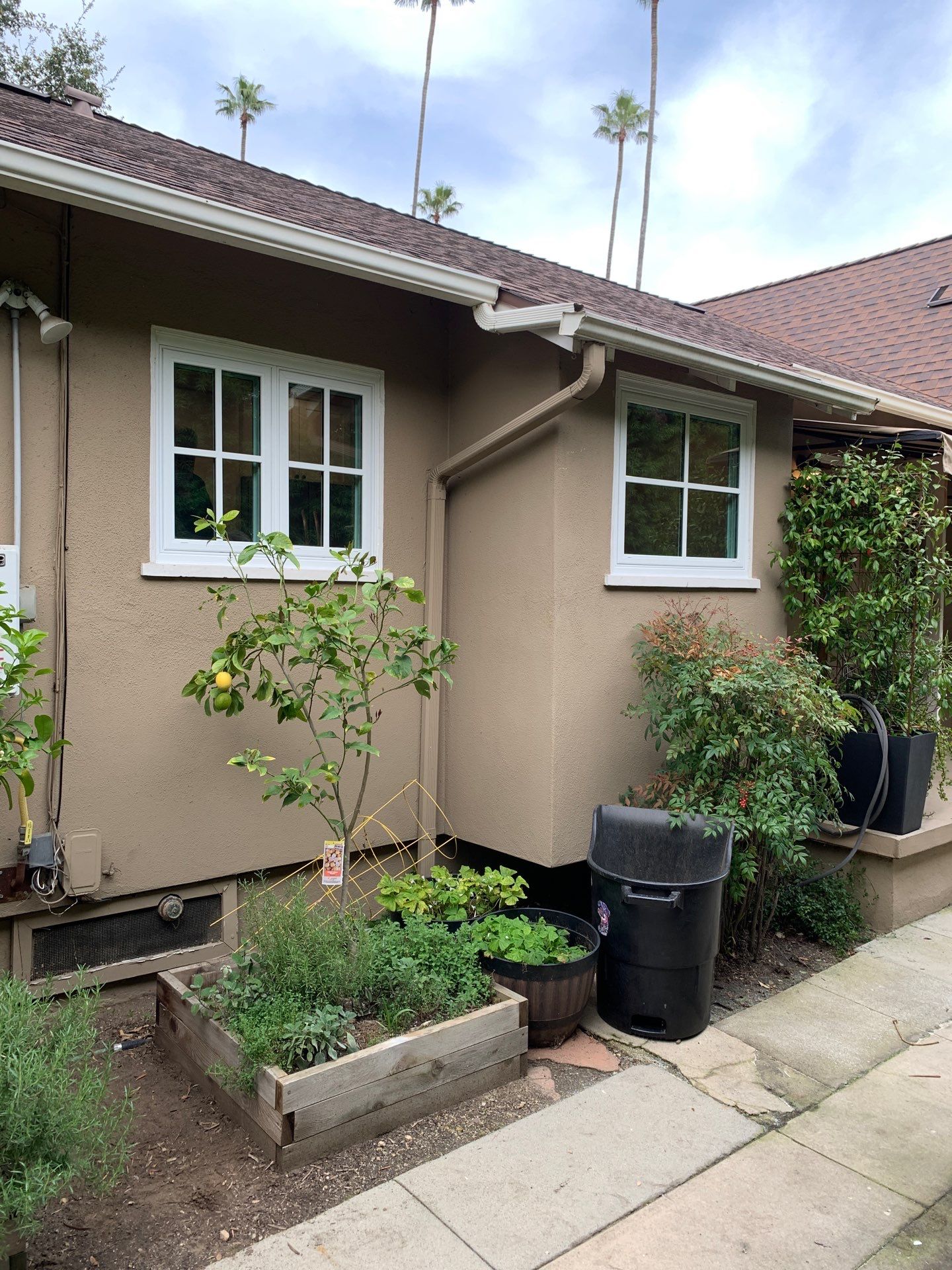 Window Installation using Milgard Ultra series, Fiberglass windows with SDL grids by American Window Company