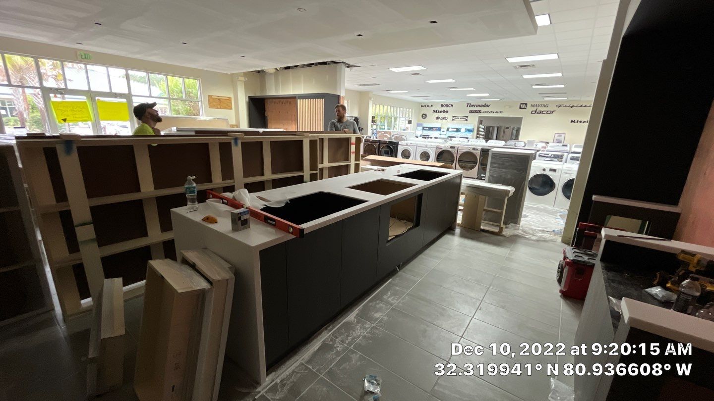 Construct Living Kitchen by Thompson Industrial