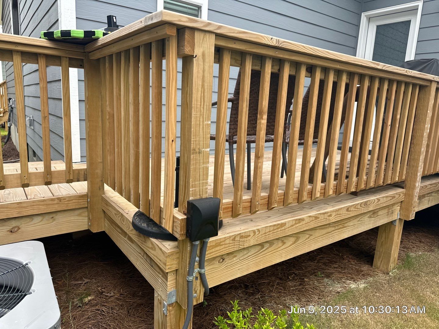 Wood Deck using Wood Sealant by DuraSeal