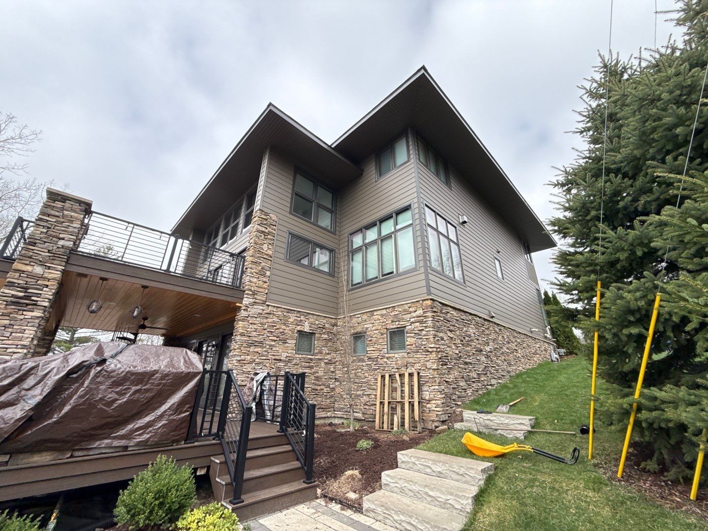 Siding Replacement using Ascend by 180 Contractors