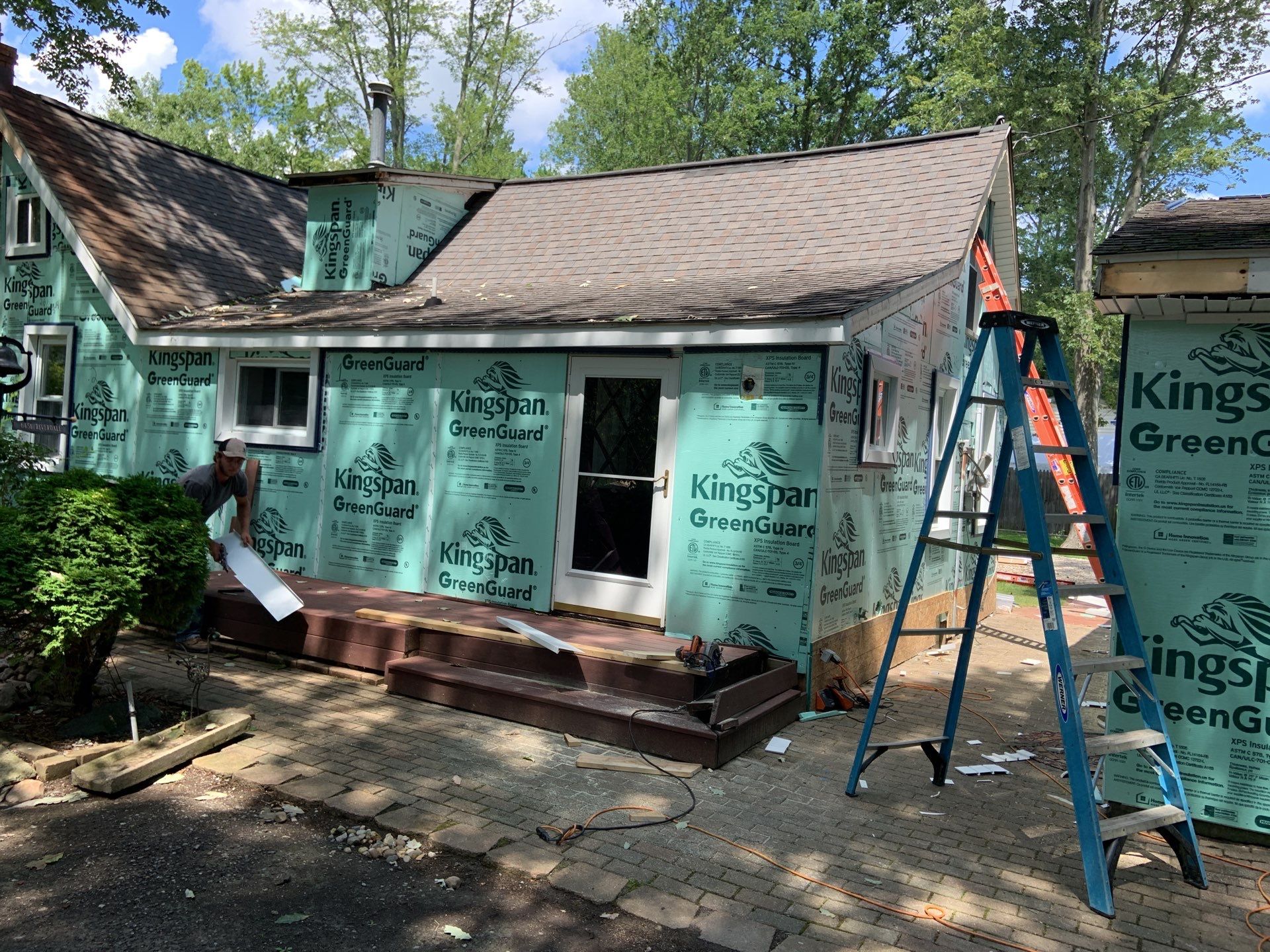 Siding Replacement using Certainteed Restoration Classic D4 by 180 Contractors