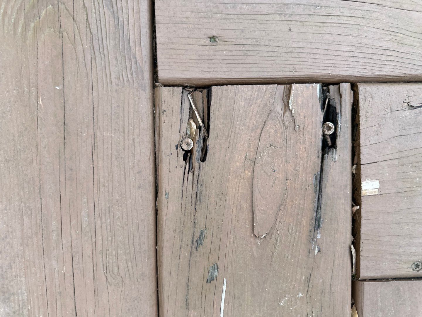 Coated Deck using AcryFin by DuraSeal