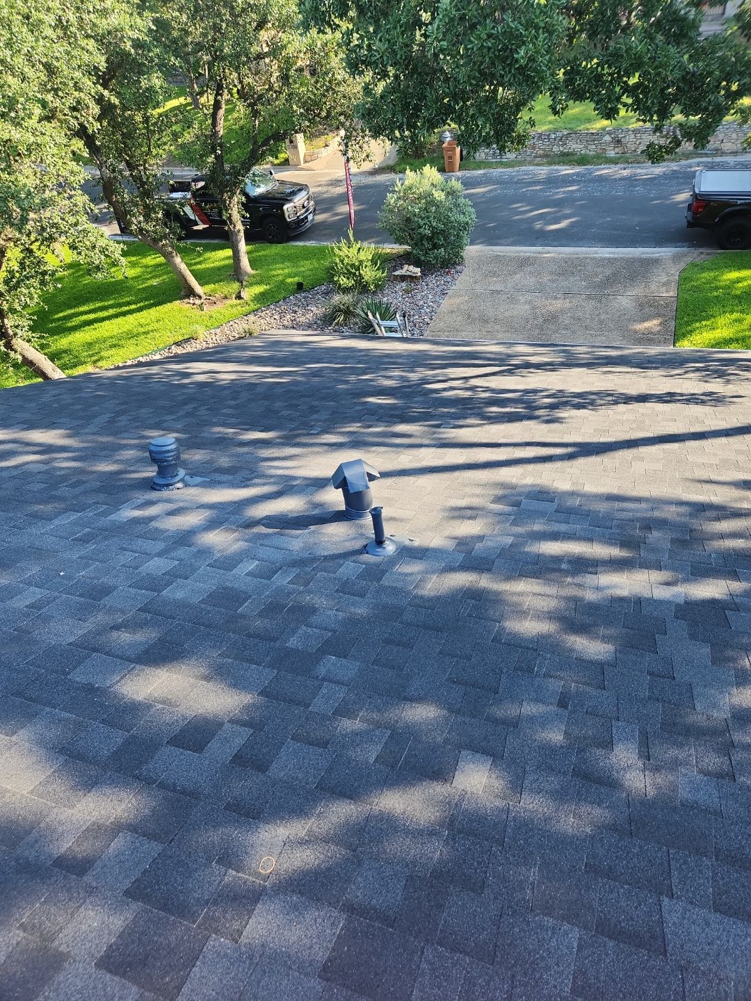 Onyx Black - Owens Corning TrueDefinition Duration by RoofsOnly.com