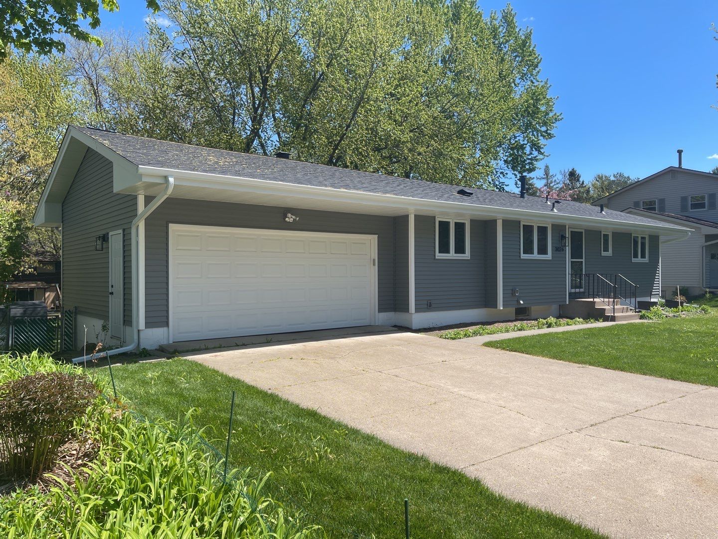 Crystal, MN – Roof, Siding, and Gutter Replacement by First Impressions Exteriors