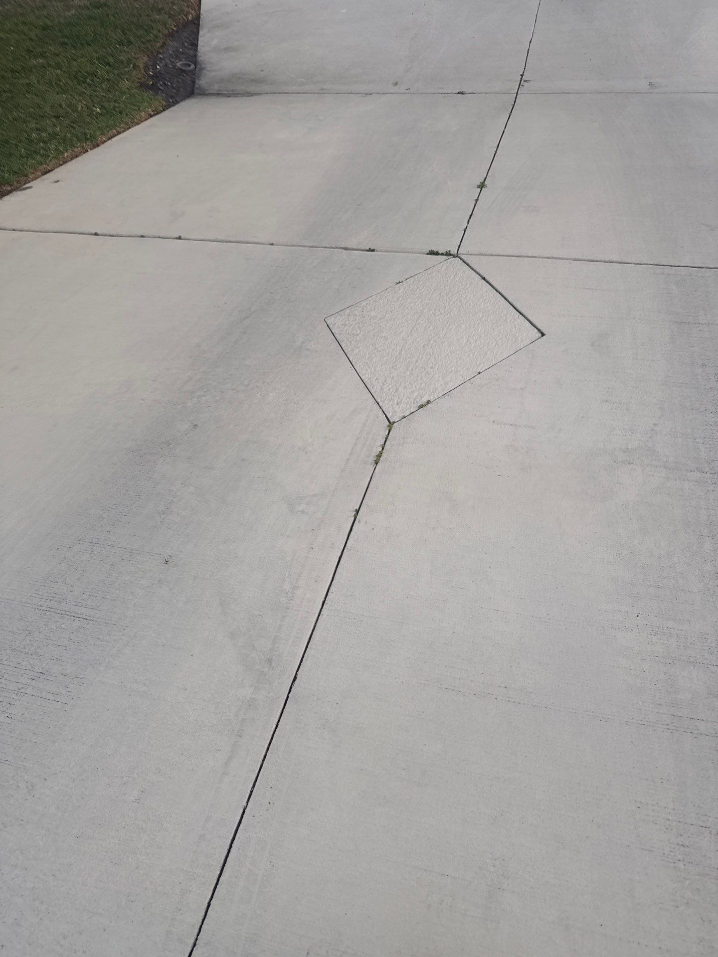 Driveway & Sidewalk Buffalo by Innovative Concrete Coatings 