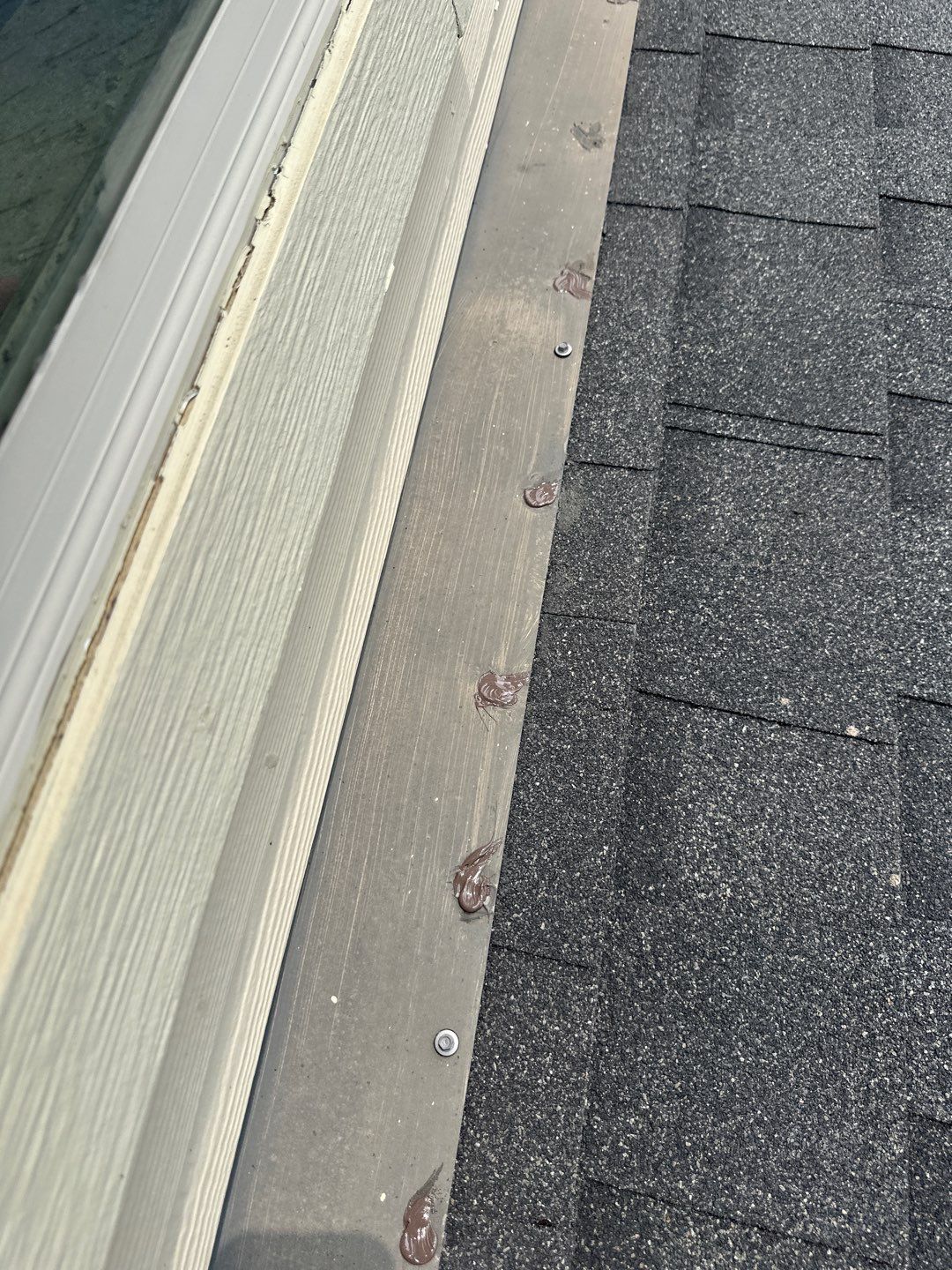 Hail Damage using Owen's Corning Duration (Lifetime) Shingles by Roof Repair Company