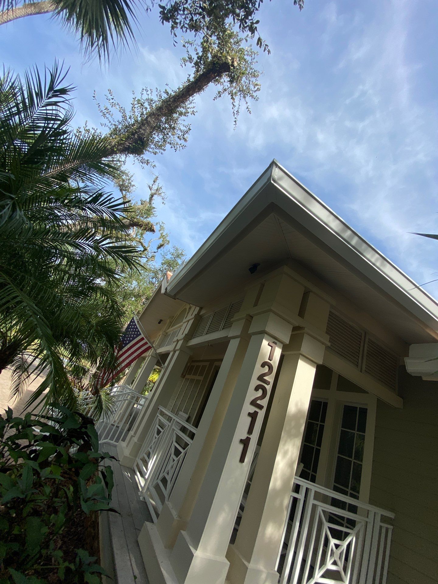 7-Inch Smooth Box Seamless Gutters using smooth box gutters in Fort Myers FL by Gutter Professors