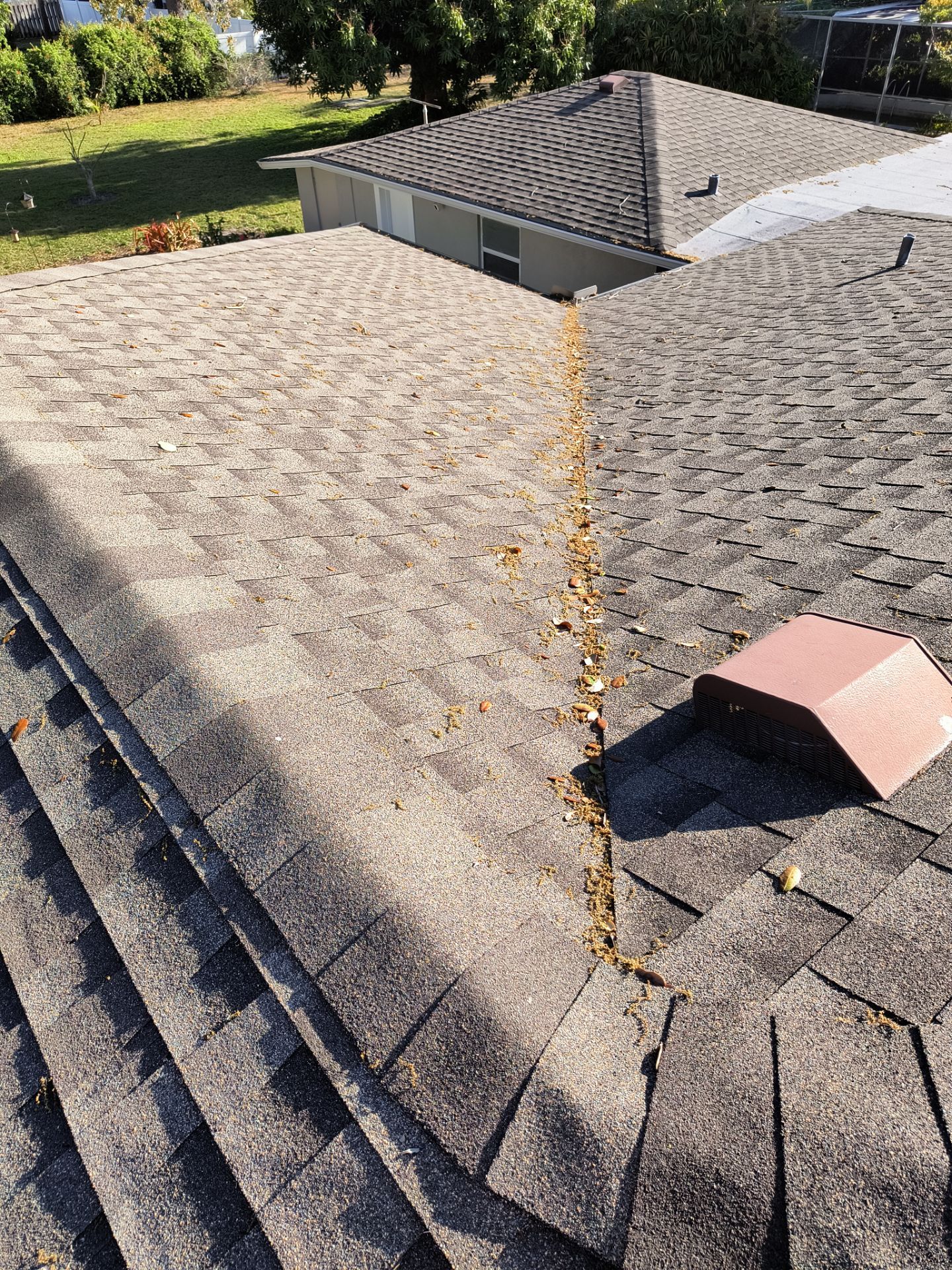 Leaf Guard using Gutter Guards in Sarasota FL by Gutter Professors