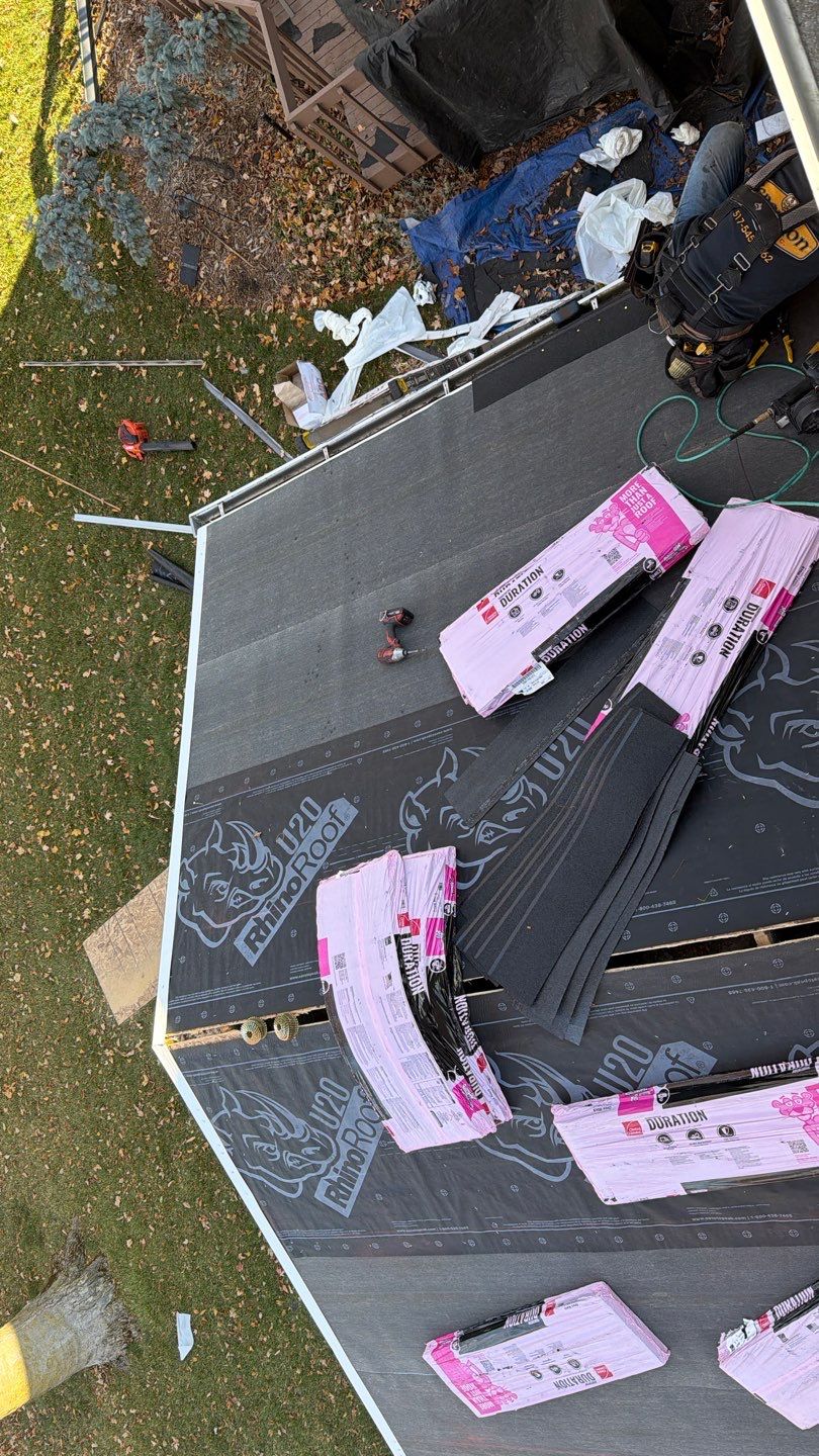 Roof Replacement using Owens Corning Onyx Black by 180 Contractors