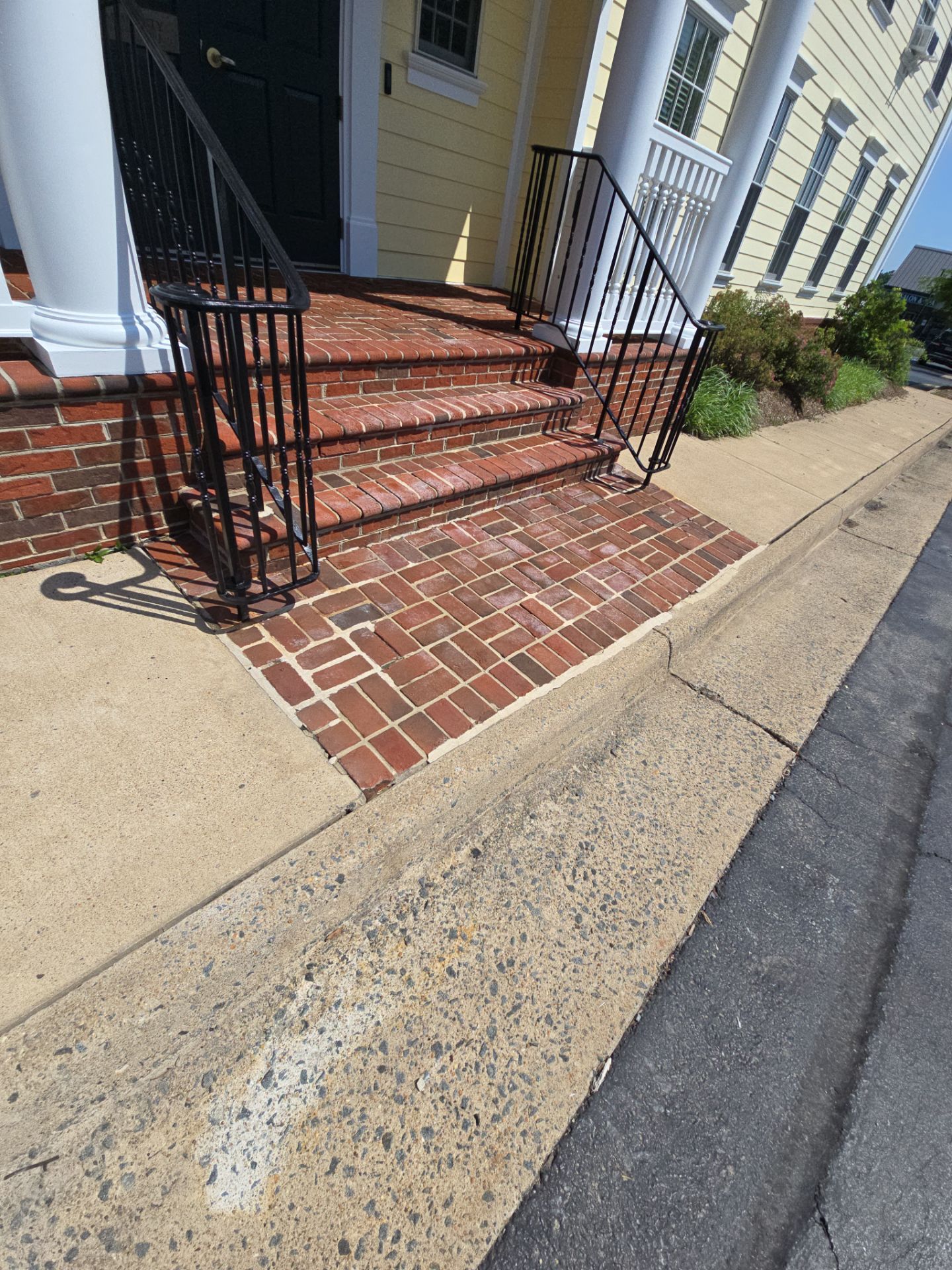 Commercial Exterior Painting Services for Mainstreet Bank in Leesburg, VA by My Painter 