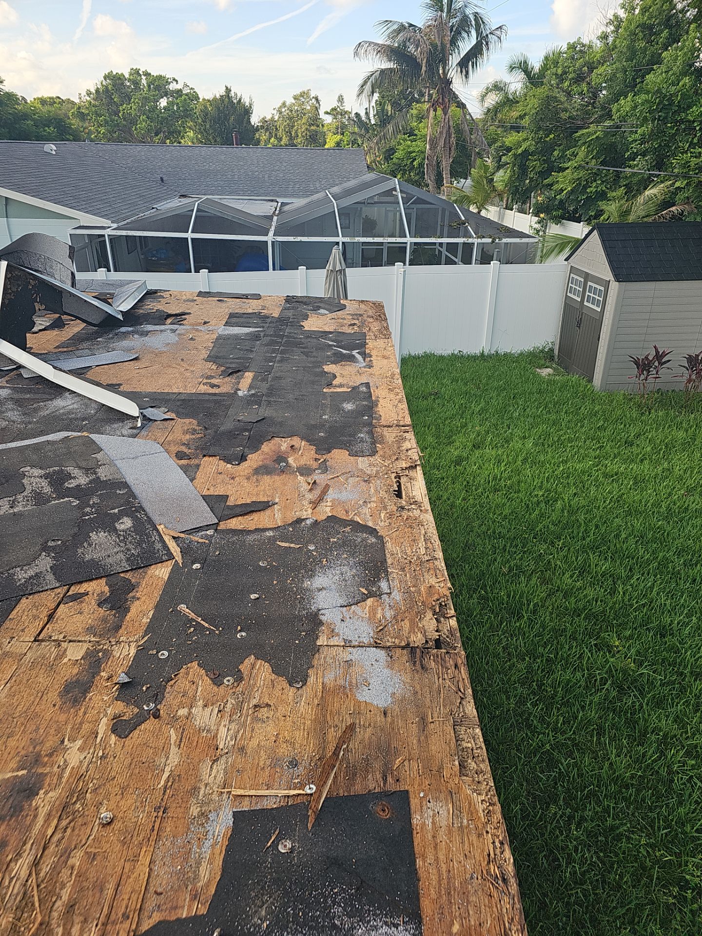 Project in Seminole 33772 by Mitchell Roofing Company LLC 