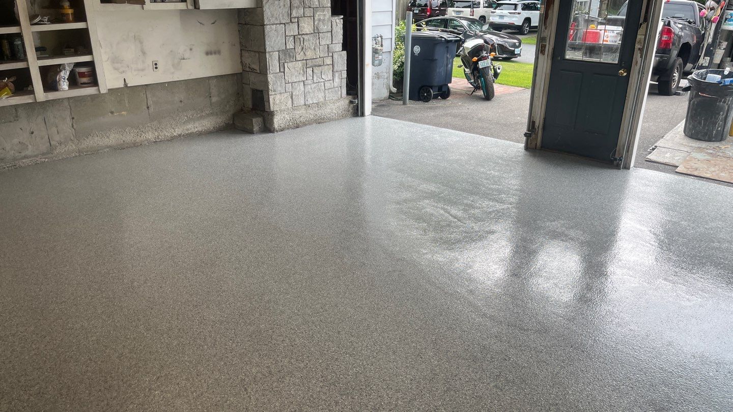 Garage in Nashua, NH 03060 by Symphony Concrete Coatings