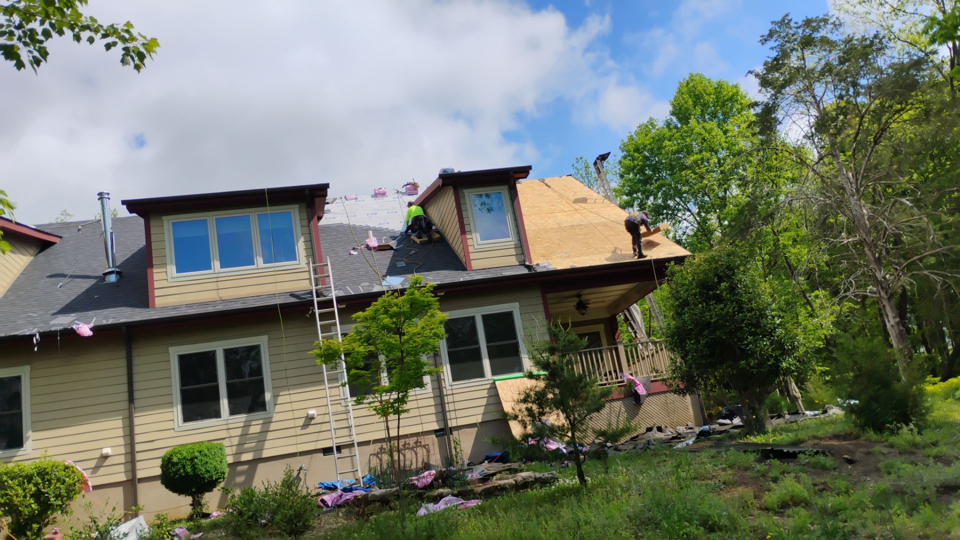 Tony's roof by BROCK BUILDERS 