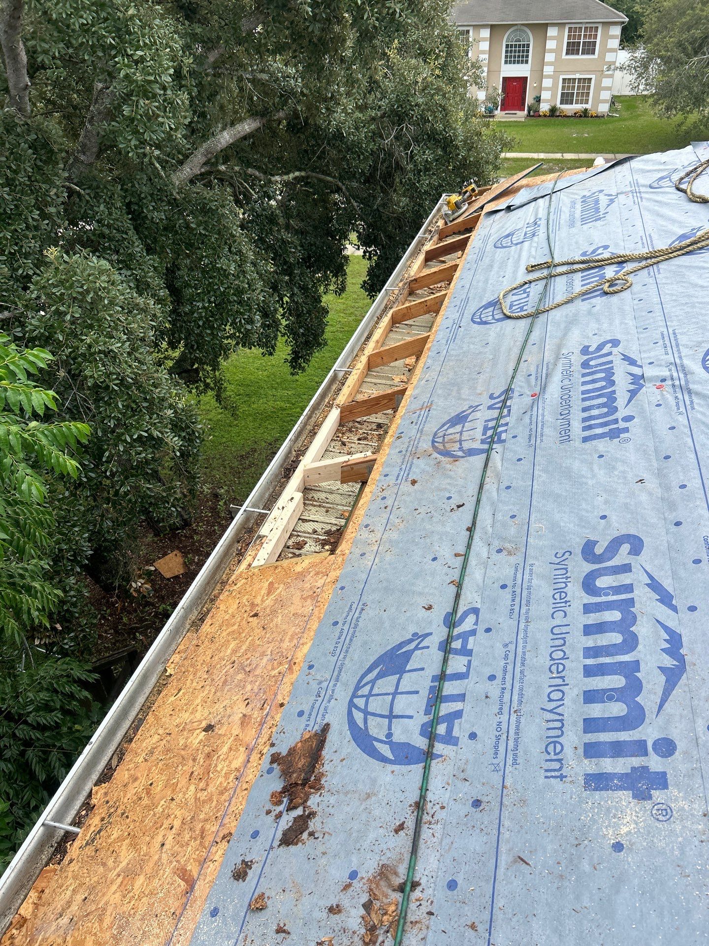 Deltona Roof Replacement Featuring Copper Canyon Shingles and Decking Repair by Pinnacle Roofing Group