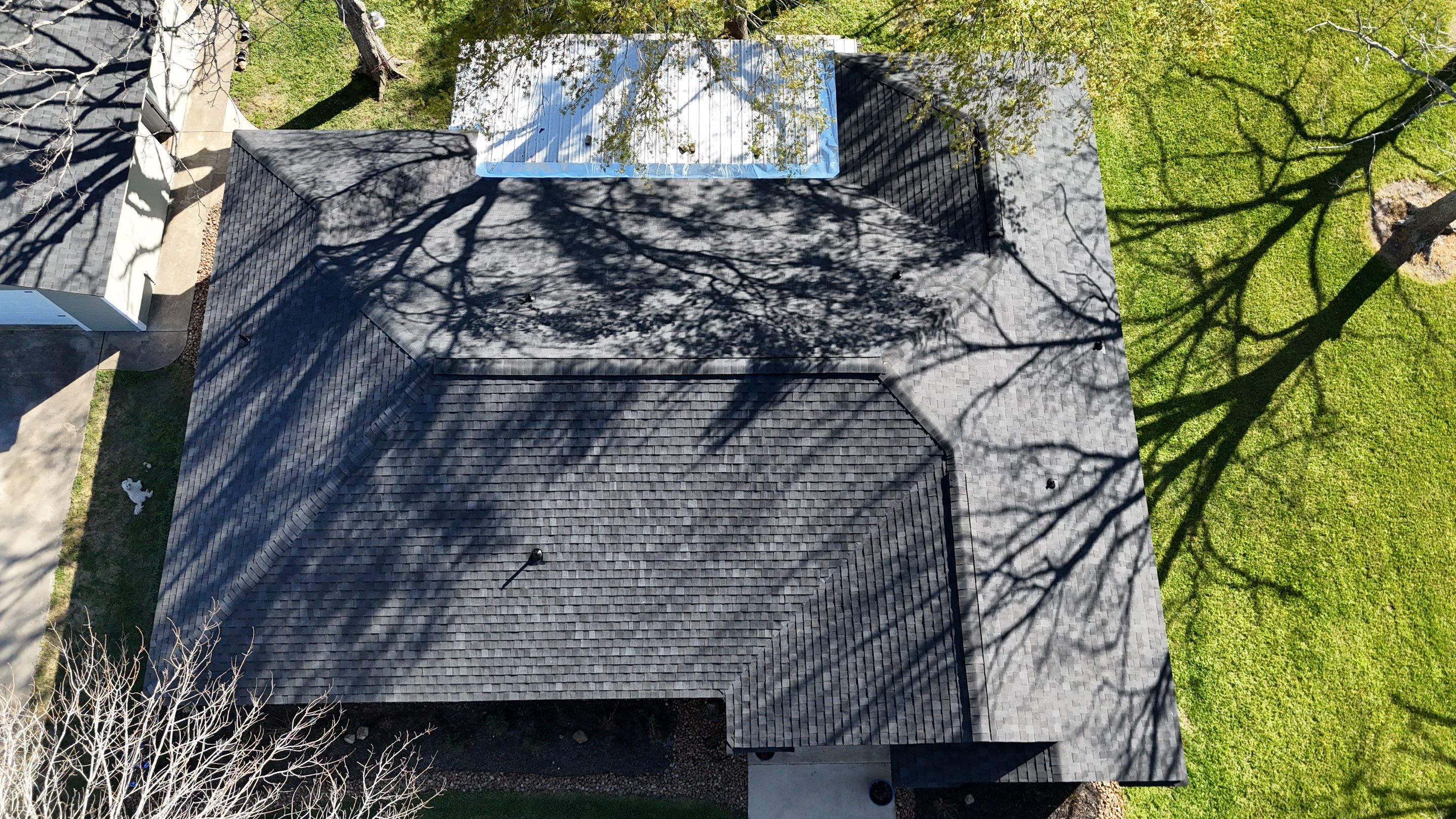 Angleton Roof Installation using Atlas Pinnacle Pristine by Modern BYLT Roofing & Construction