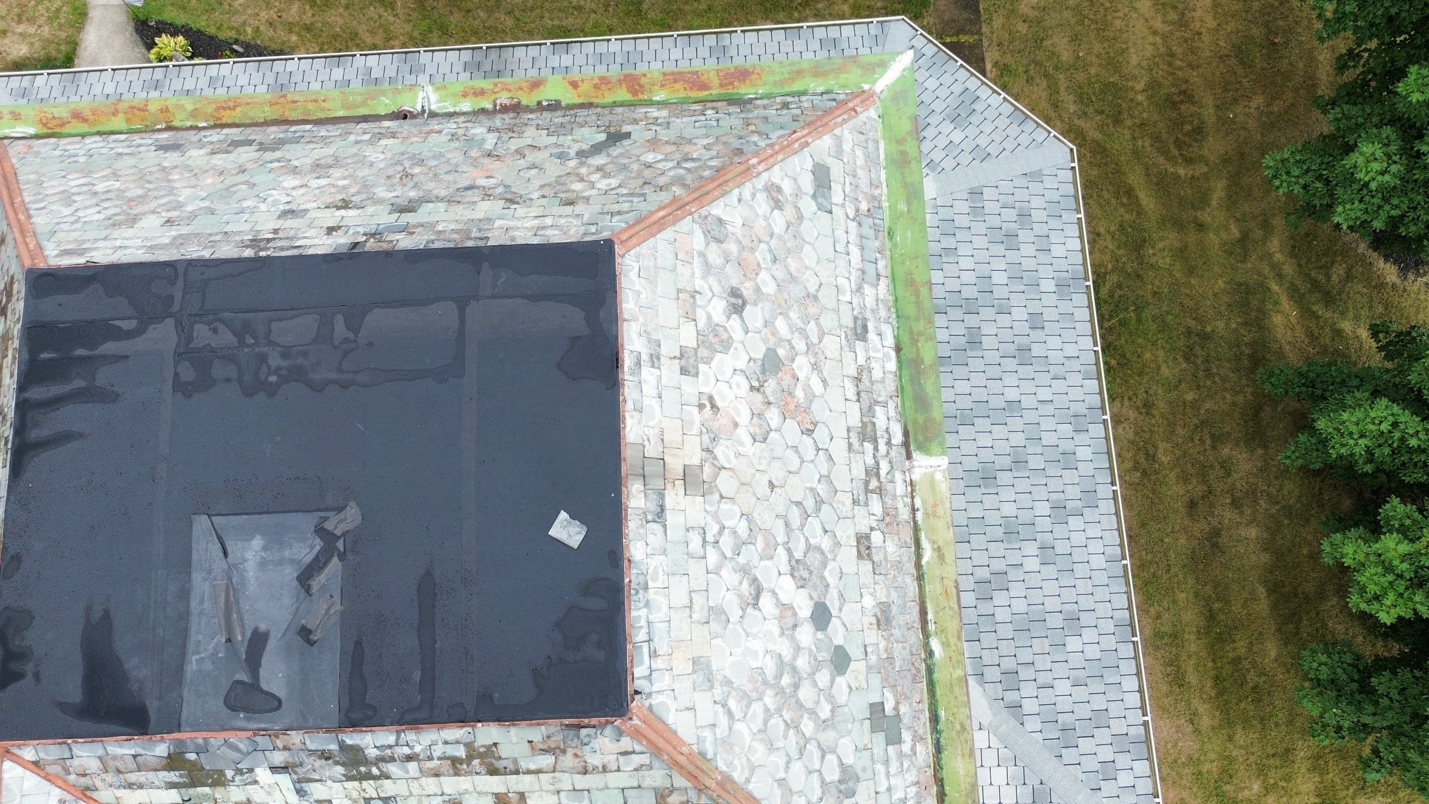 Residential Roofing Installation using Timberline HDZ Shingles - Nantucket Morning by RoofX 