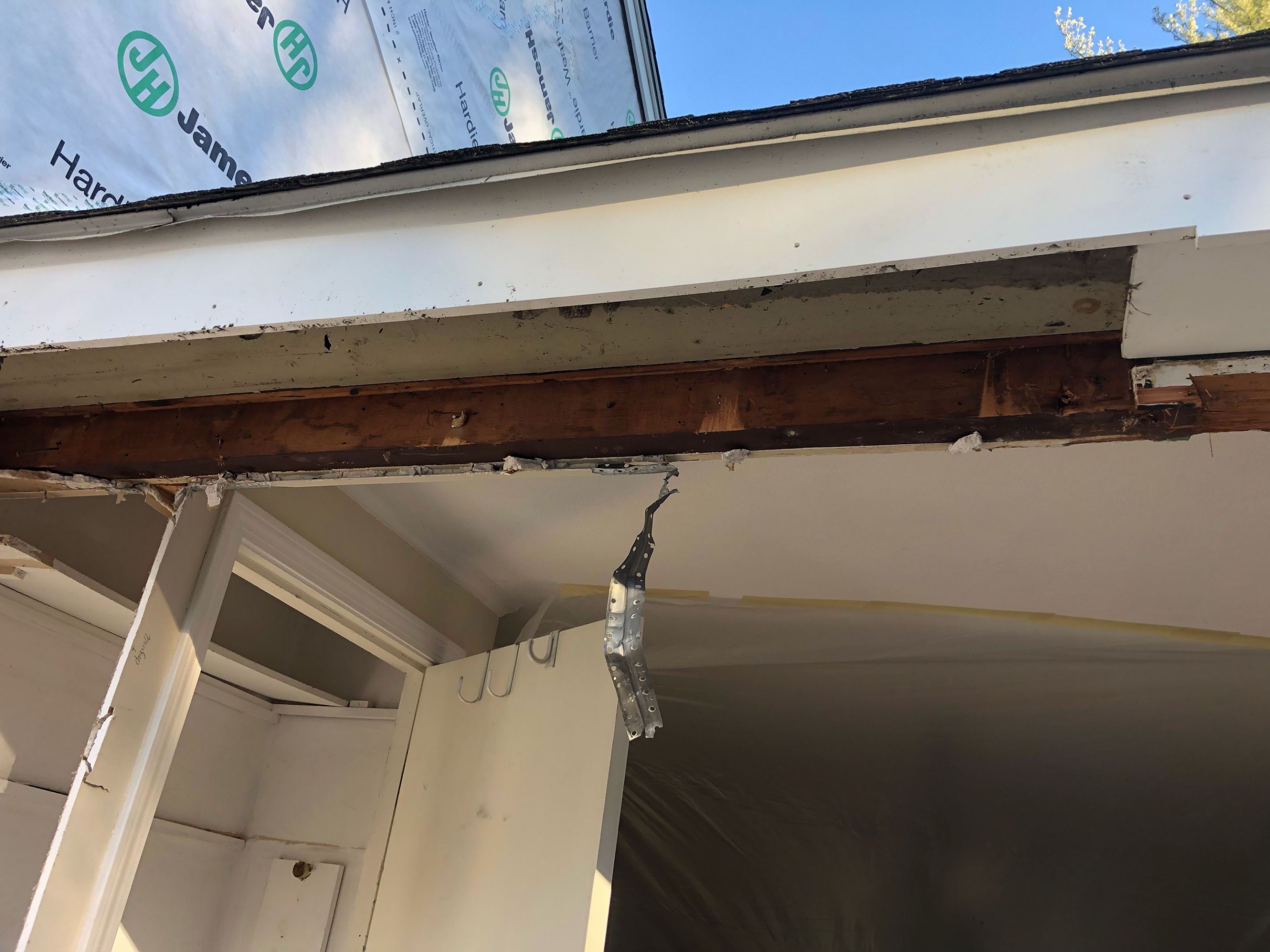 Exterior remodeling in Carlsile, MA by UBrothers Construction