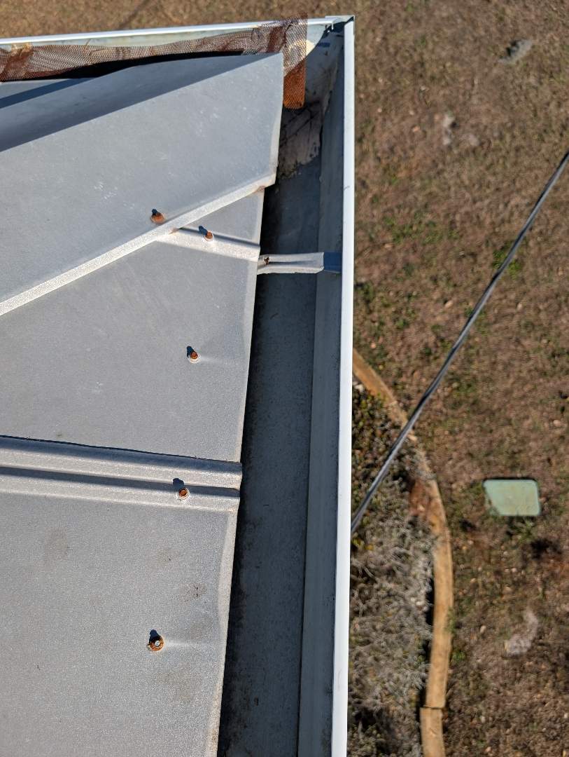 Odessa gutter cleaning job, job done at residential location