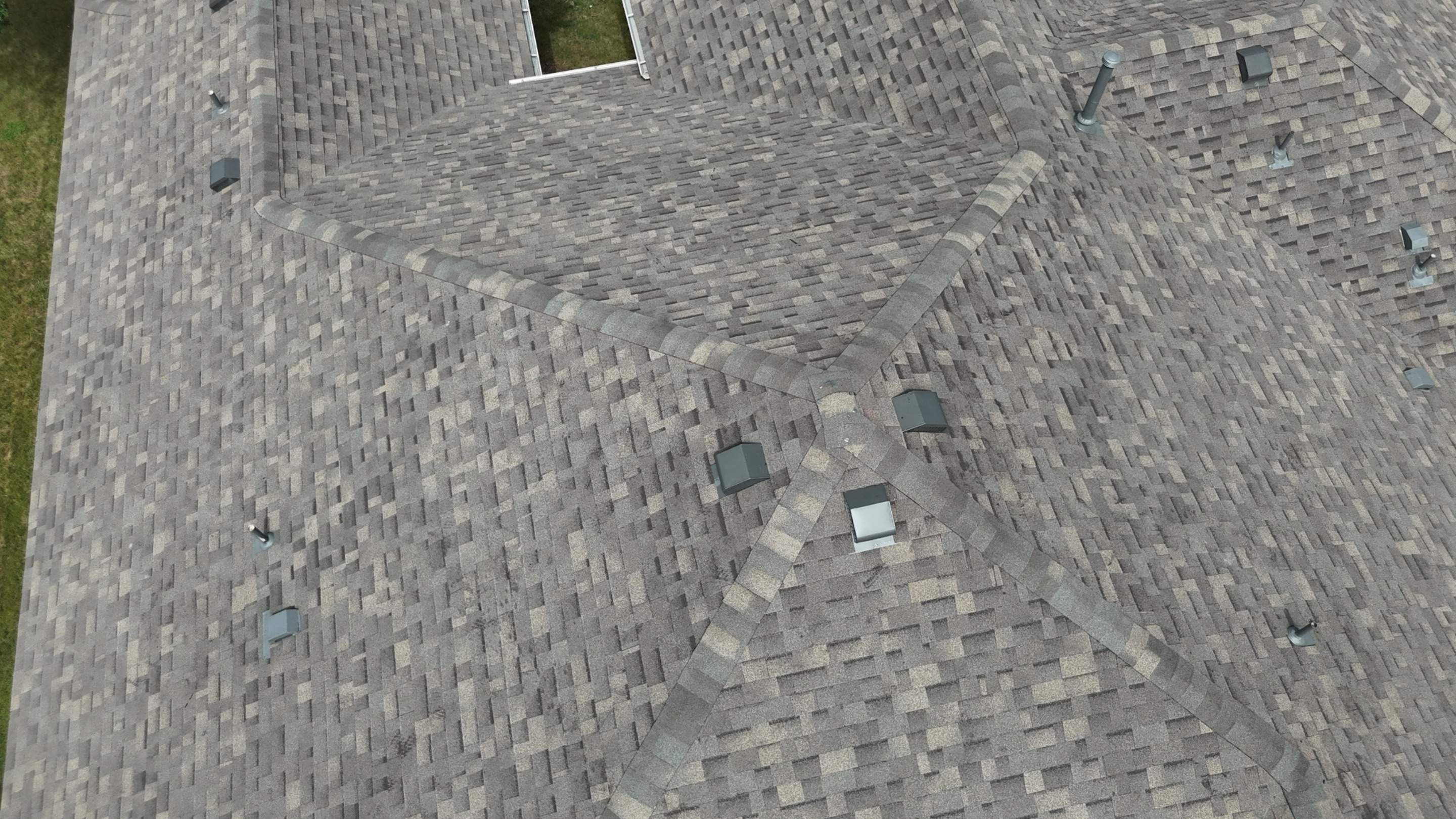 Weathered Wood - Malarkey Highlander by RoofsOnly.com