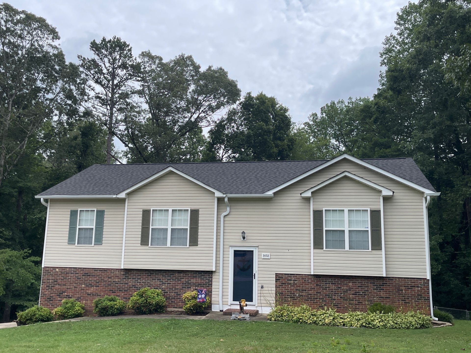 5" Low Gloss White Gutters and new Trim at Peaks by Peak 2 Peak Services LLC