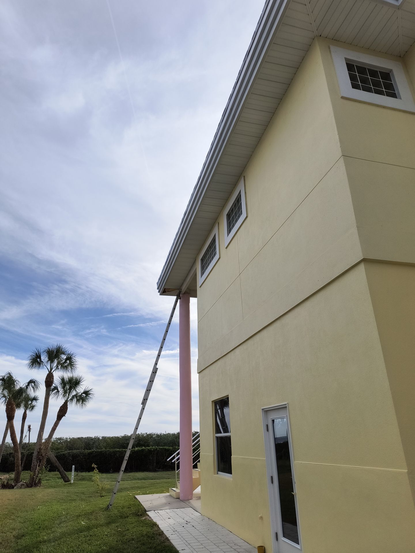 Soffit and Fascia Installation in Bradenton FL by Gutter Professors