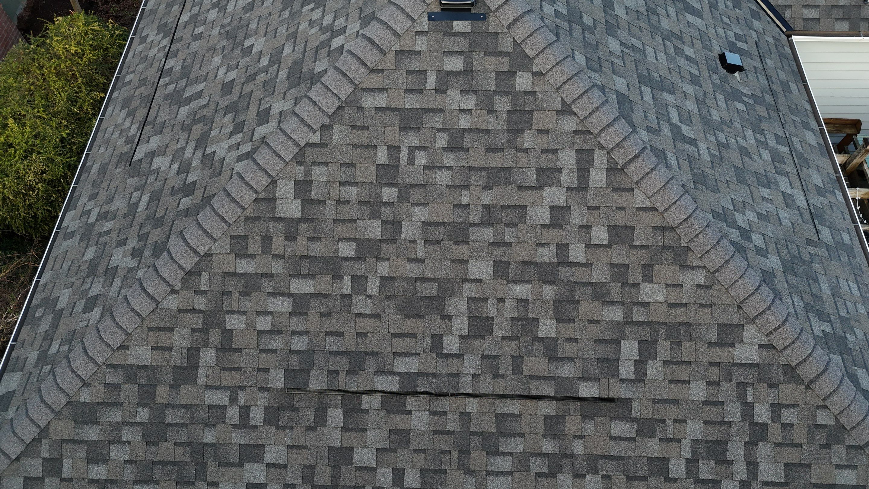 Williamsburg Gray | Roof Replacement in Portland, OR 97202 by Valiant Roofing, LLC