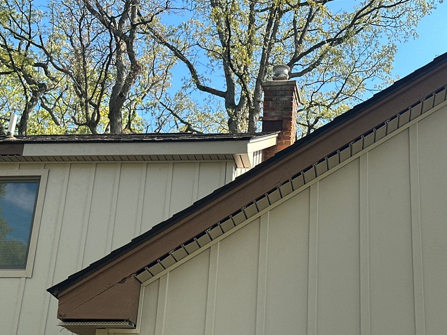 Siding Installation using Alside Monterey Sand by 180 Contractors