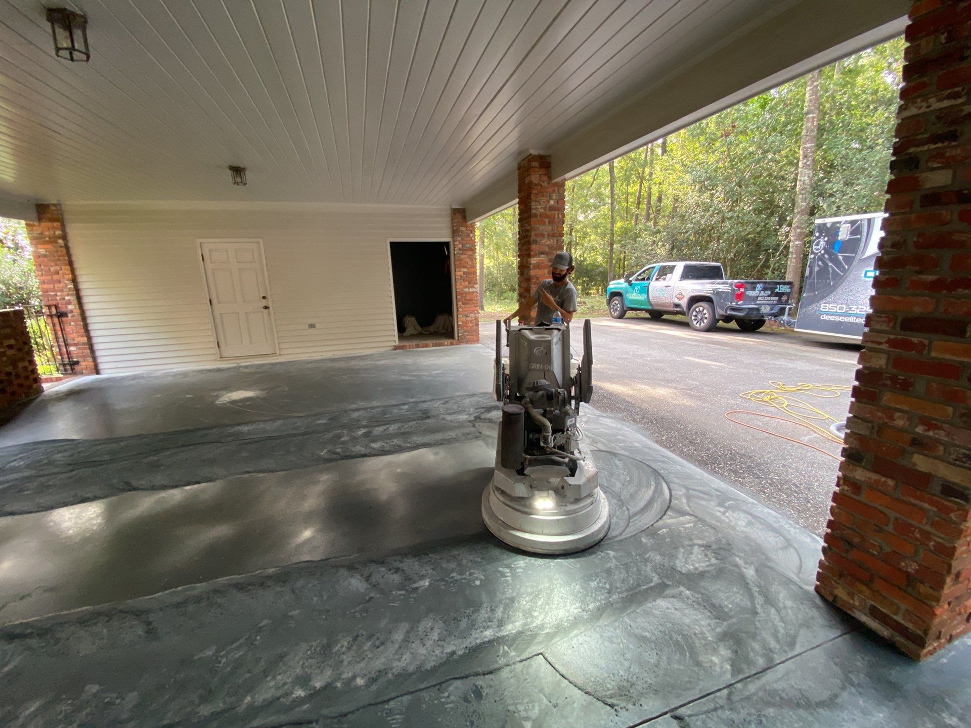 Silver Creek Carport by Deese Elite Concrete Coatings