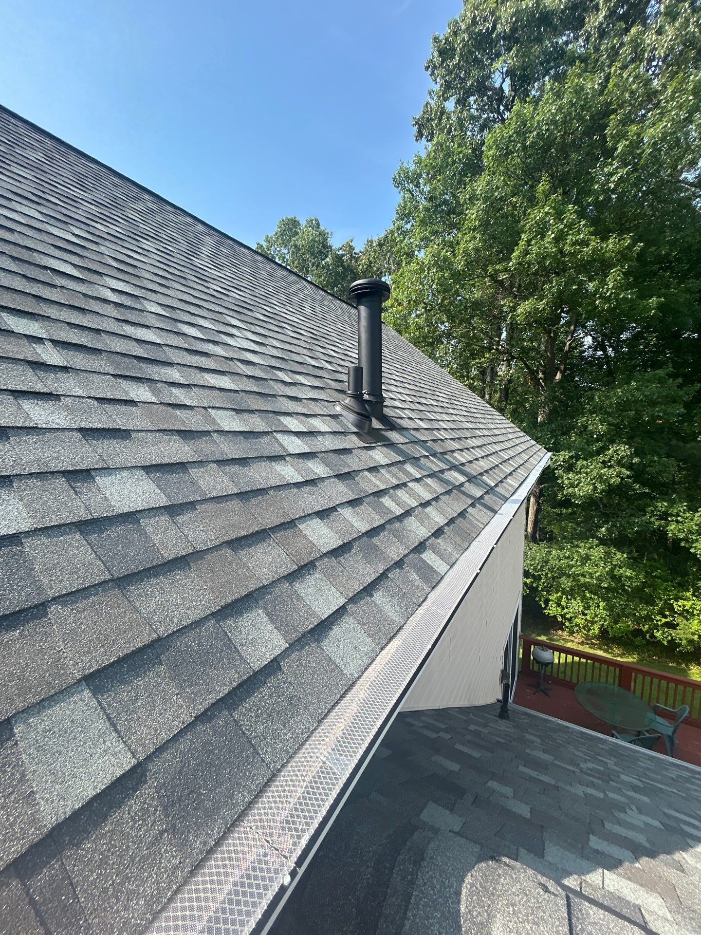 Springfield: Residential Roof Replacement with CertainTeed Landmark PRO in Max Def Georgetown Gray by RM Banning, Inc.