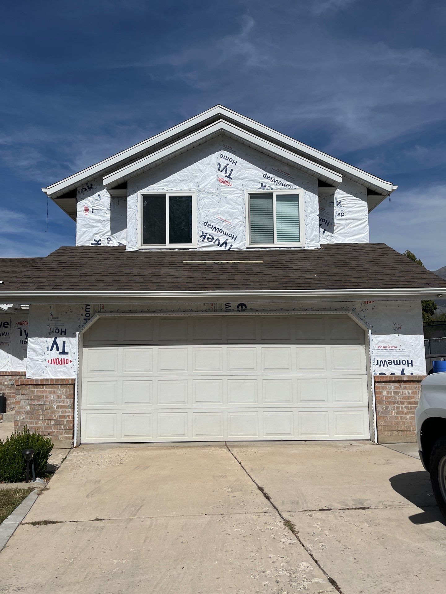 Orem | Complete Vinyl Siding Upgrade | Bayou & White    by Ideal Siding Utah