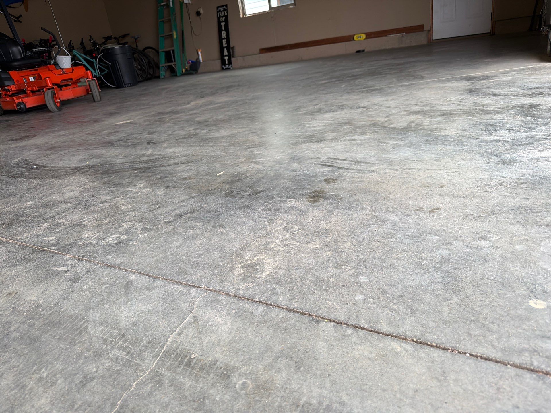 Garage Floor Coating in Tea, South Dakota by Select Painting, Coatings & Garage Cabinets