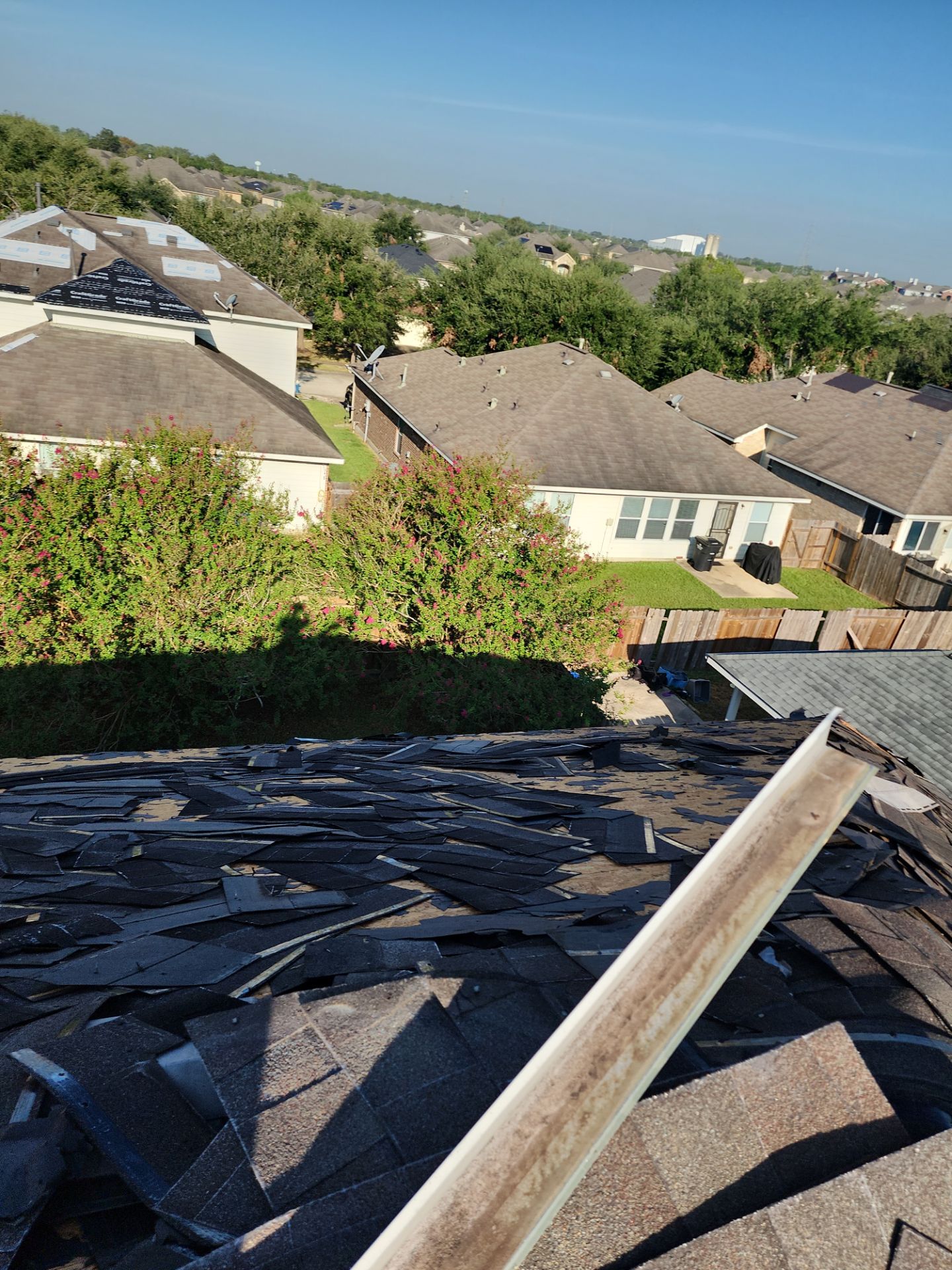 Residential Roofing Installation using Owen's Corning Duration (Lifetime) Shingles by Roof Repair Company