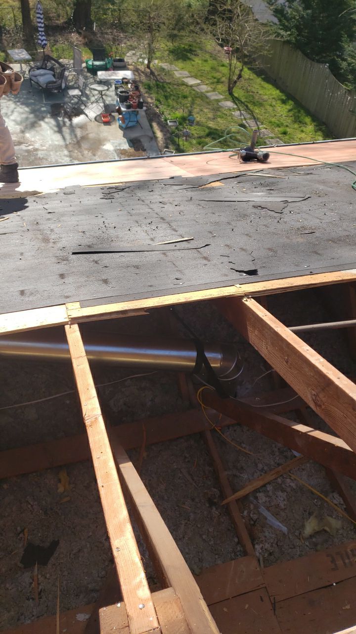 Falls Church - Certainteed Landmark Charcoal Black Roof Project by RM Banning, Inc.