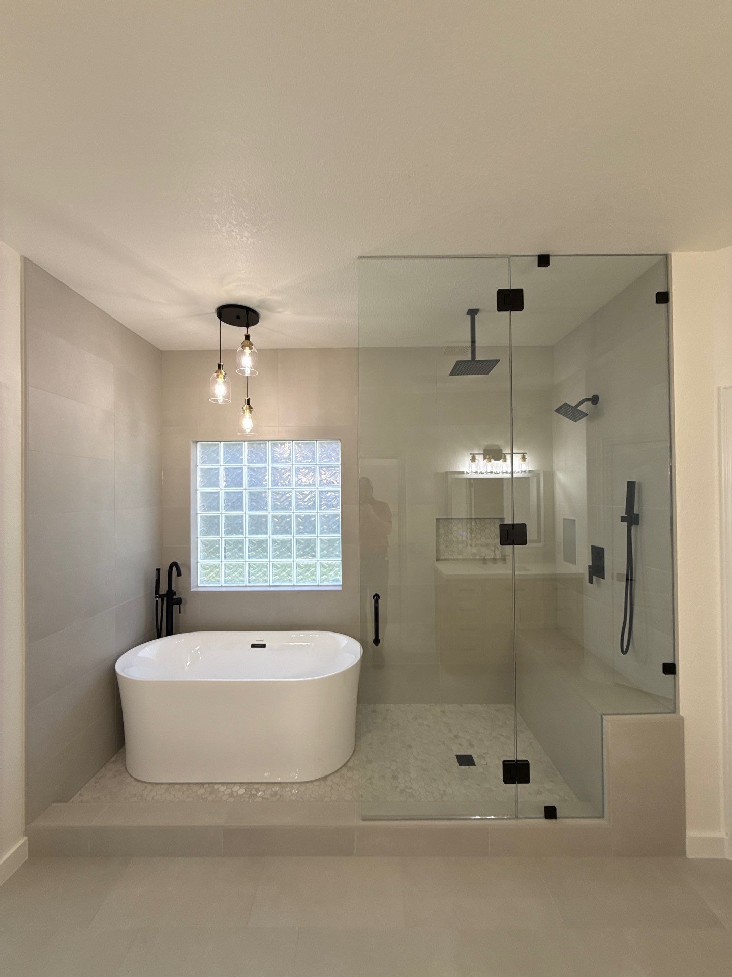 Unique Frameless Shower by Richardson Glass & Mirror