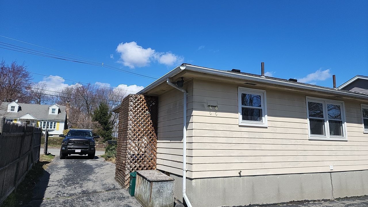 Siding Installation using Everlast Composite Siding by UBrothers Construction
