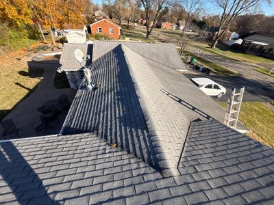 Roof Replacement using Owens Corning Onyx Black