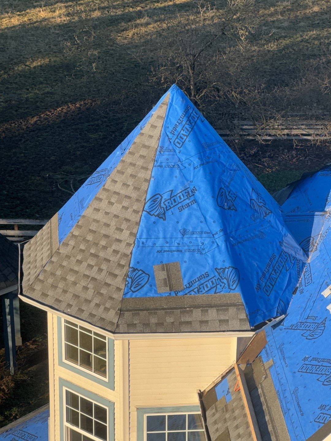 Residential Reroof Shingle by Top Notch Roofing Inc