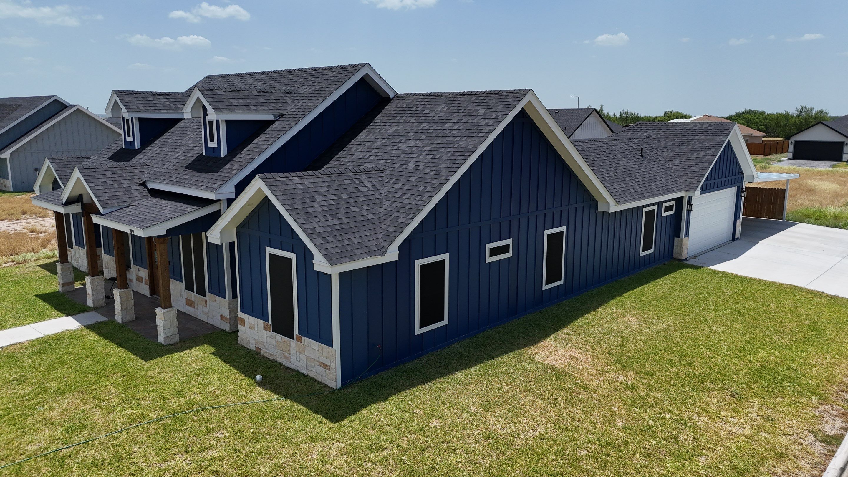 TruDef Onyx Black in Rio Grande City, Tx by PMG Home LLC
