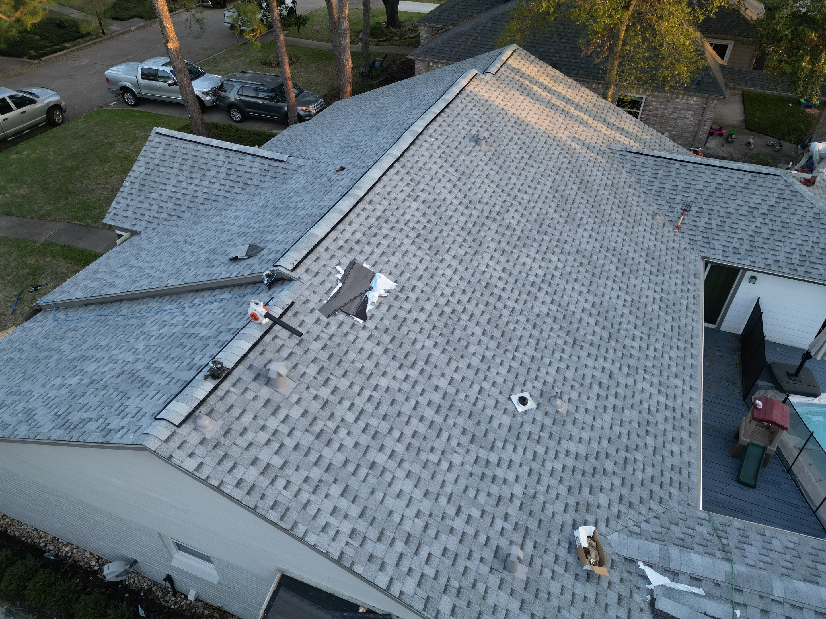 IKO Cambridge Dual Grey by HHH Roofing & Construction