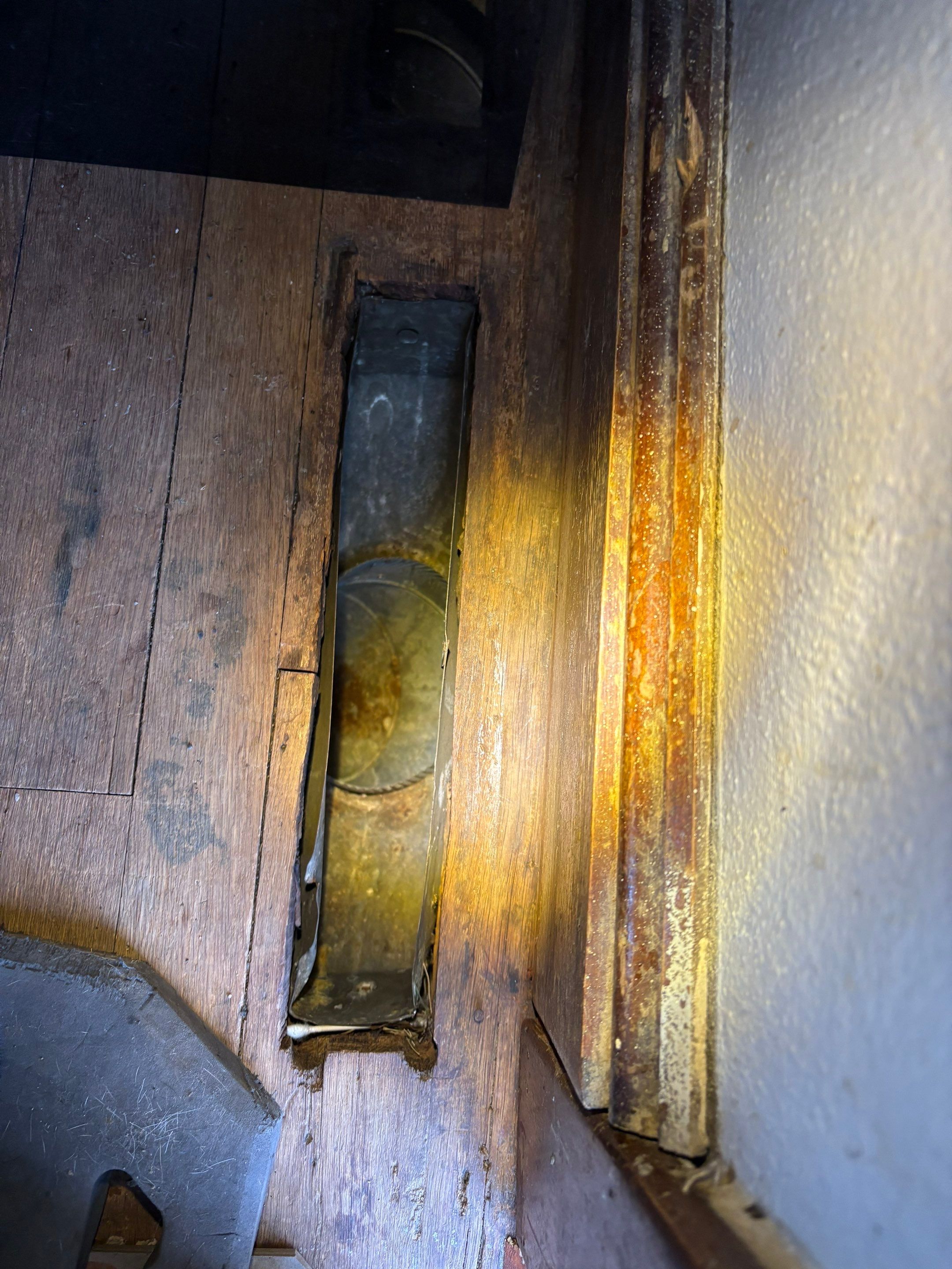 Duct Cleaning in New Market by Elemental Heating and air conditioning LLC