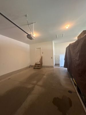 Full Garage Interior Drywall Finishing and Priming in Sioux Falls