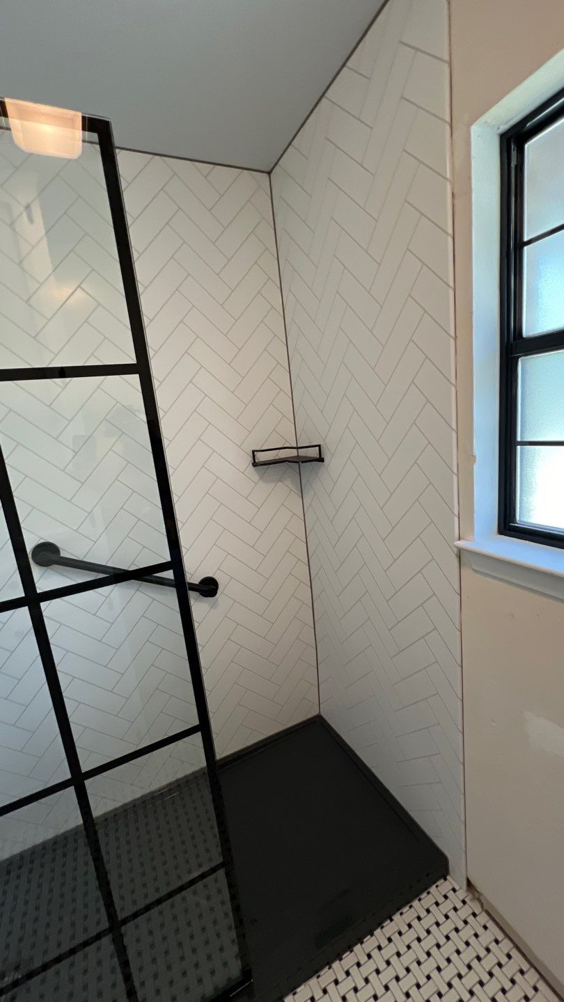 Bulverde Black & White Bathroom Update by Legacy Bath and Kitchen 