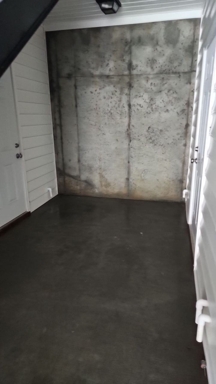 Appartment cleaning by Power Wash Masters LLC